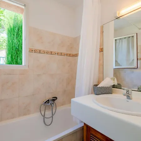 Le Petit Village-1 By Interhome Apartamento