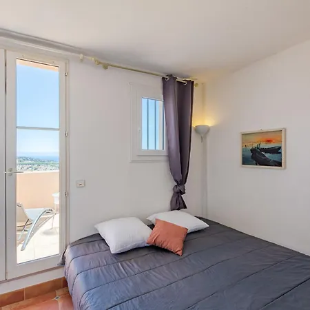 Apartamento Le Petit Village-1 By Interhome