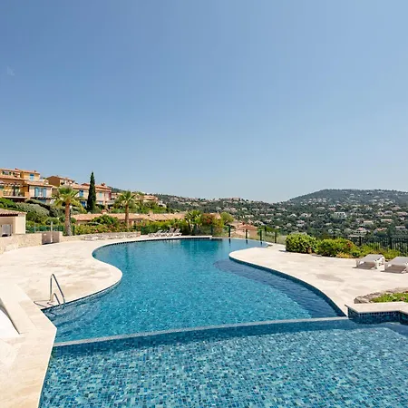 Le Petit Village.2 Appartement La Garonnette-Plage